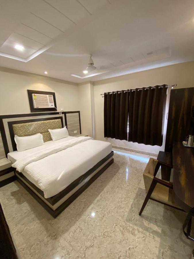 Hotel Blue Sky Haridwar Exterior photo