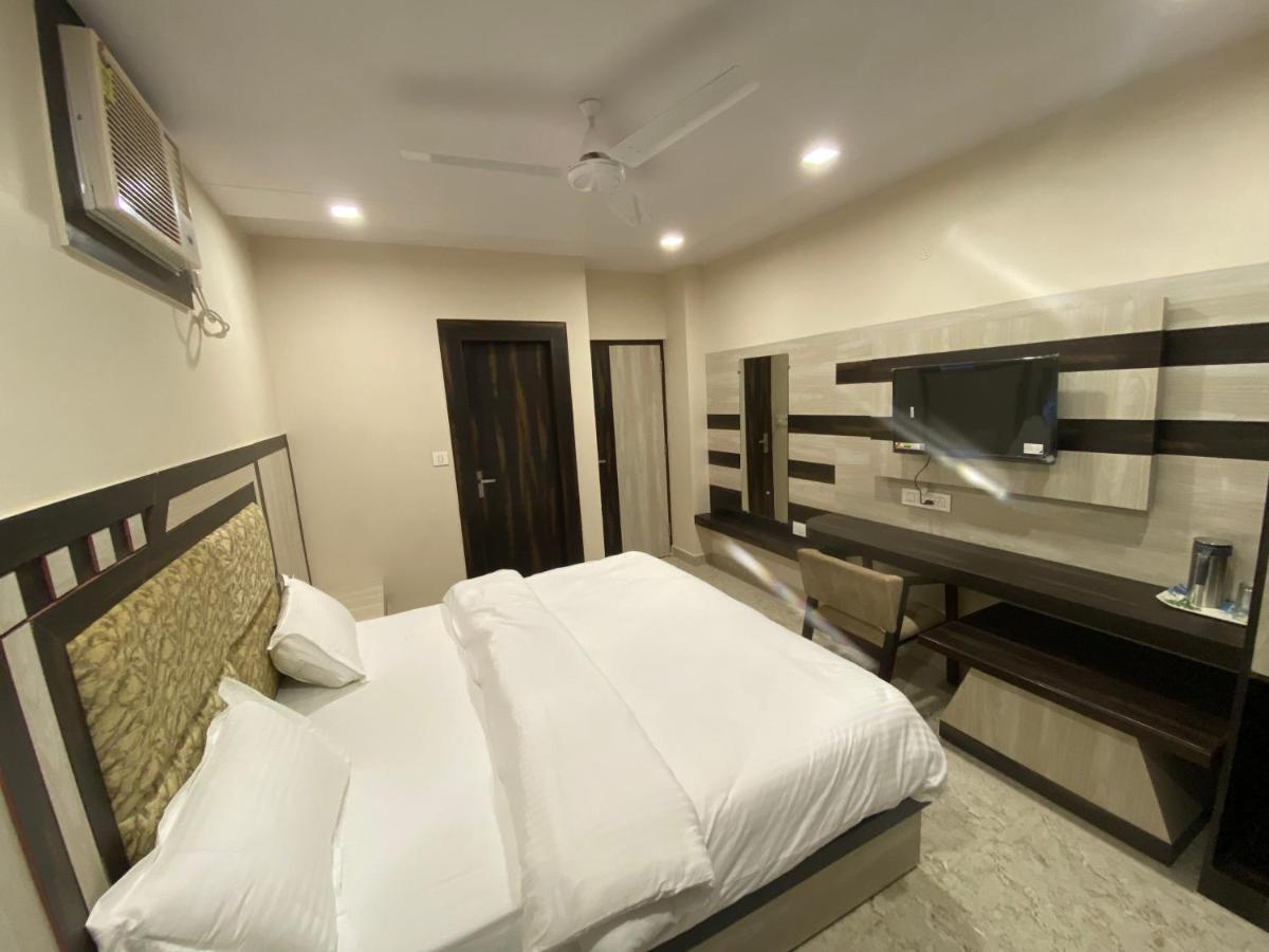 Hotel Blue Sky Haridwar Exterior photo