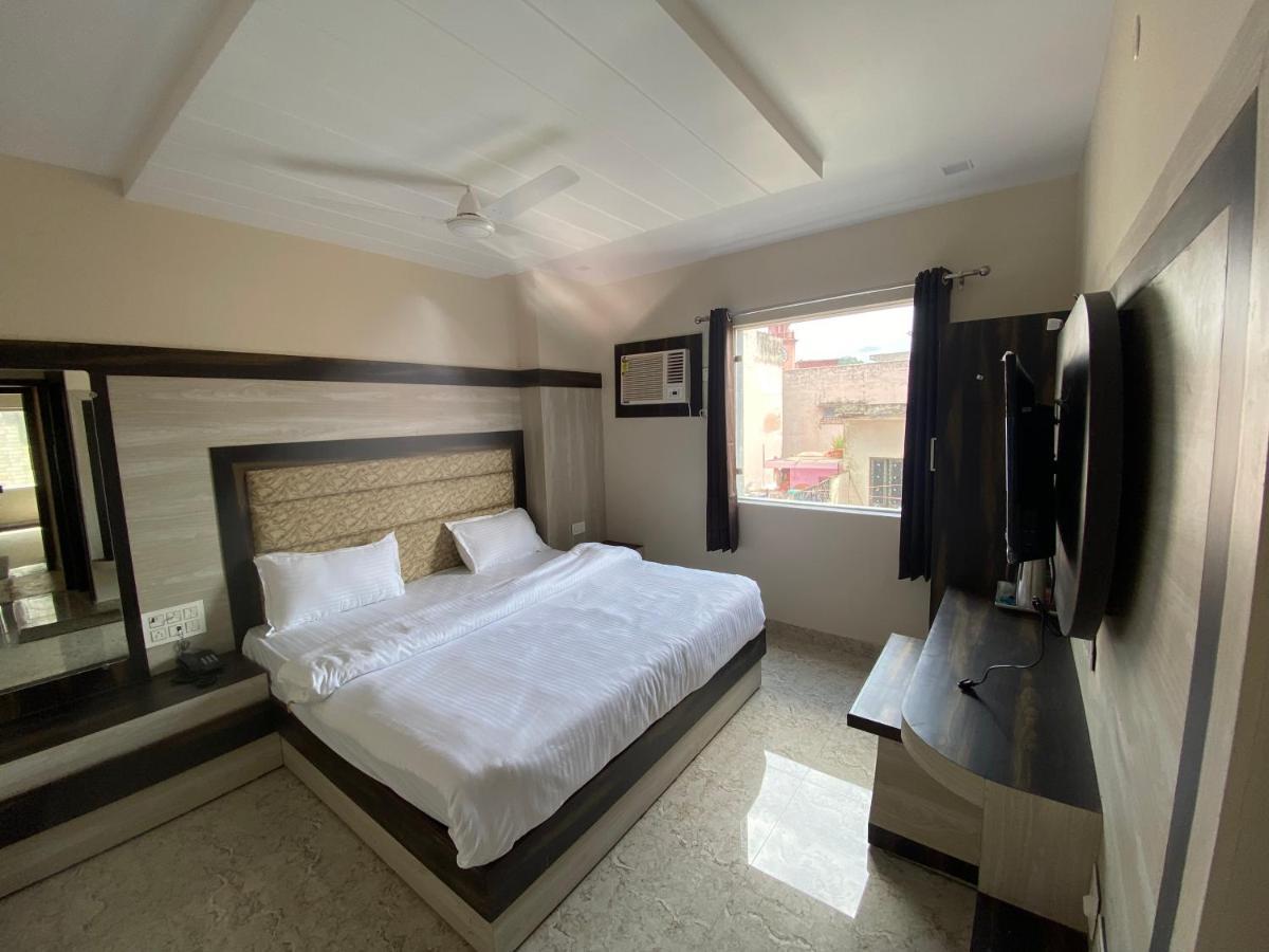 Hotel Blue Sky Haridwar Exterior photo