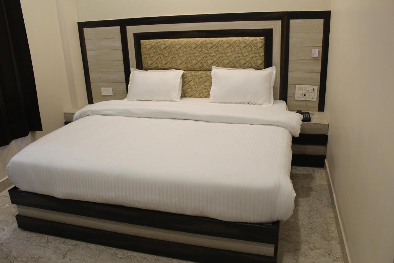 Hotel Blue Sky Haridwar Exterior photo